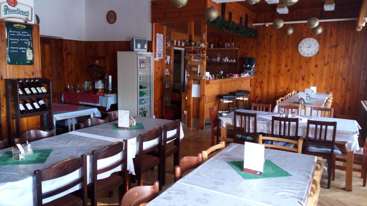Penzion Diana Železná Ruda Zewnętrze zdjęcie