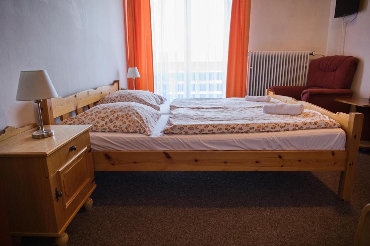 Penzion Diana Železná Ruda Zewnętrze zdjęcie